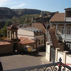 Old Metekhi Апартаменты
